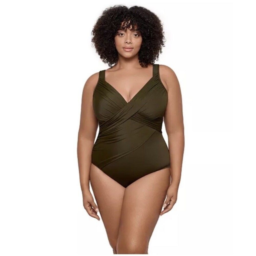 Miraclesuit Women's Revele Underwire One-Piece Swimsuit Size 20W Green Olive